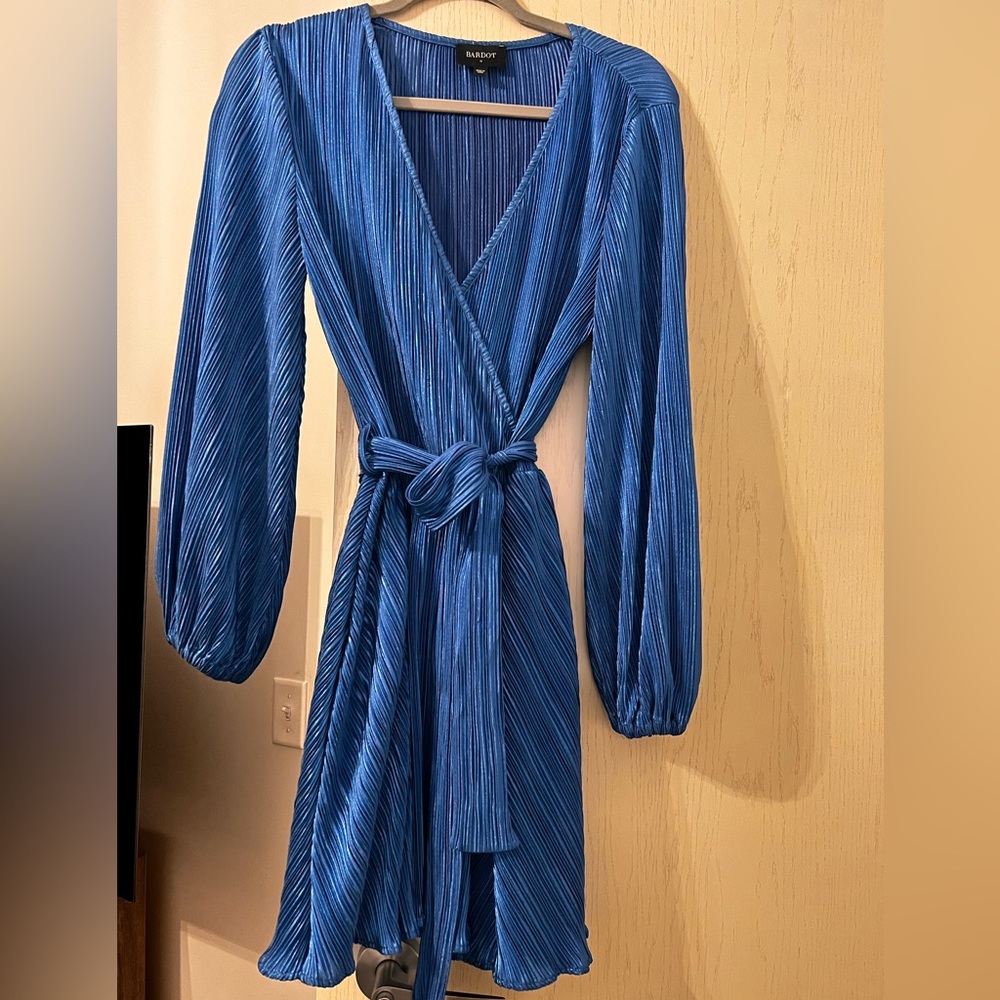 Bardot Bellissa V Neck Long Sleeve Dress, Electric Blue color, Small.